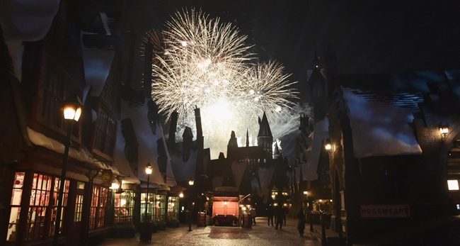 WWoHP Hollywood fireworks over Hogsmeade