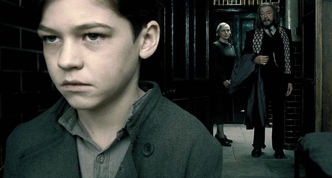 Hortkuluk Yaratmak Üzerine - tom riddle yetimhane