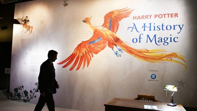 harry potter a history of magic sergisi