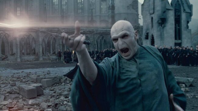 Harry Potter Dizisinde Lord Voldemort'u Canlandırması Olası 3 Oyuncu 1 Harry Potter Dizisi Lord Voldemort Rolü Olası Oyuncular