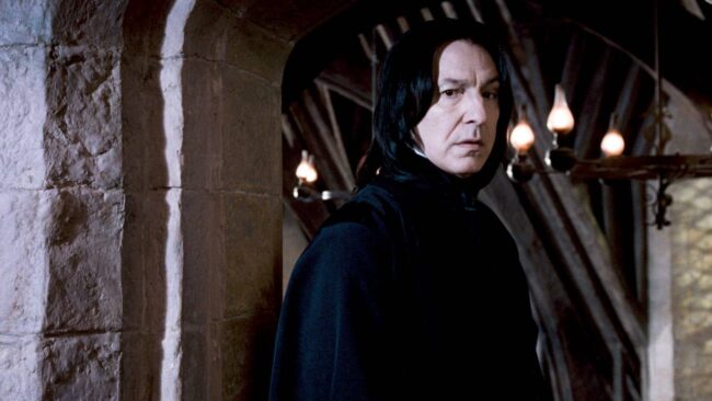HBO'nun Harry Potter Dizisinde Hayranların Merakla Beklediği 5 Severus Snape Sahnesi 4 Severus Snape 5