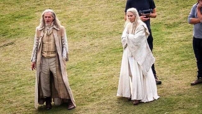 Harry Potter Dizisi, Kitaplarda Olmayan Bir Sahne ve Karakterle Geliyor 4 Nicolas Flamel (Lambert Wilson) - Perenelle Flamel (Marthe Keller)