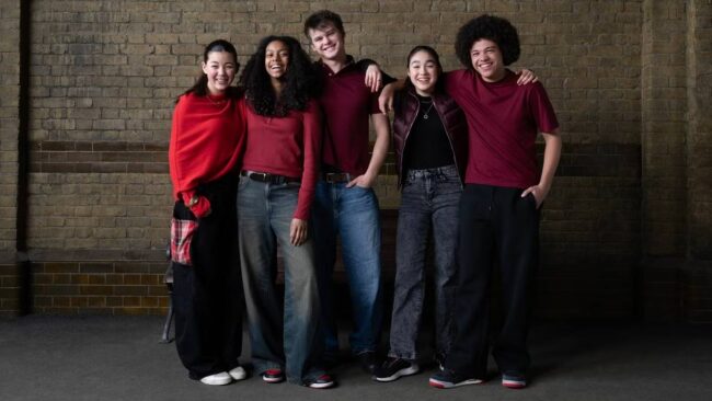 Harry Potter Dizi Uyarlamasında Kadro Şekilleniyor: İşte Yeni Hogwarts Öğrencileri 2 Harry Potter Gryffindor Öğrencileri