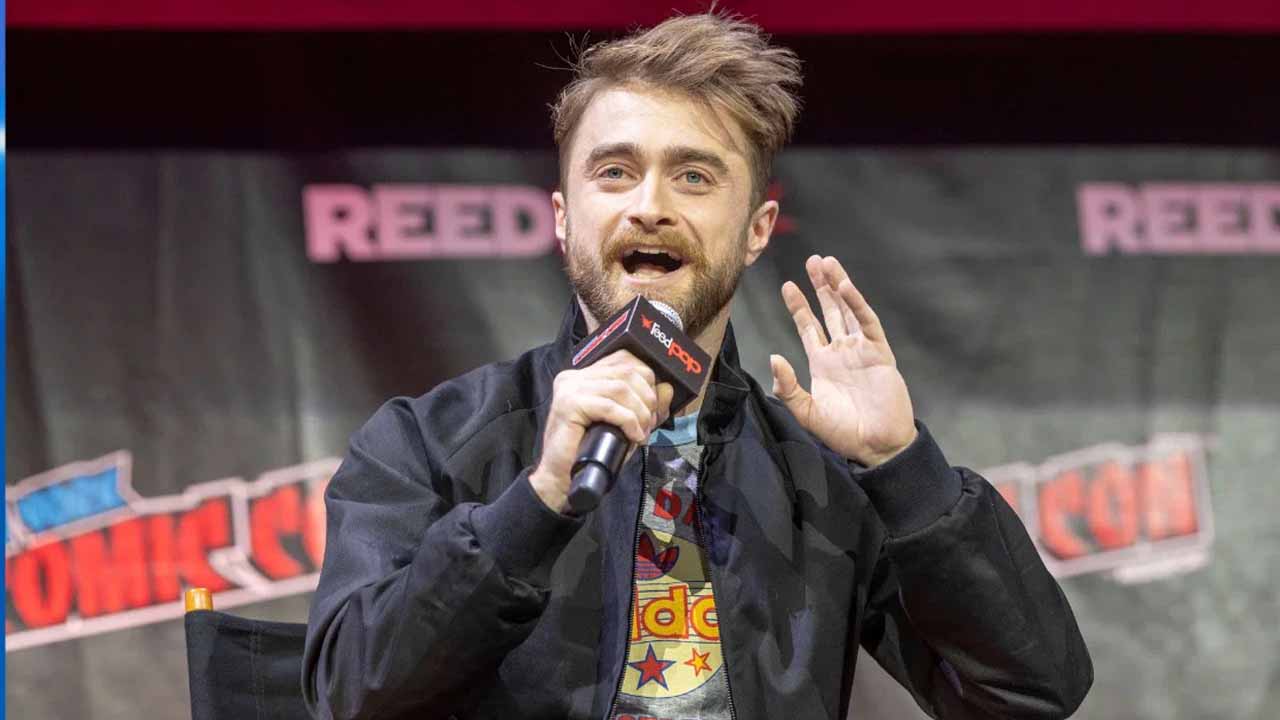 Daniel Radcliffe’in Masallardaki En İkonik Role Bambaşka Bir Yorum Getireceği Yapımdan İlk Bakış