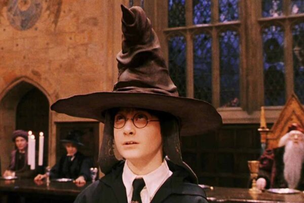 Harry Potter Dizisinde Hayalet Rolleri ve Seçmen Şapka Belli Oldu